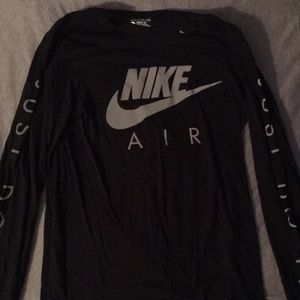 MENS REFLECTIVE NIKE SHIRT.